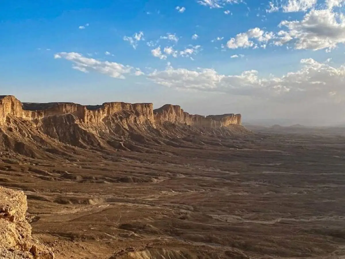 Second Edge of the World Tour from Riyadh