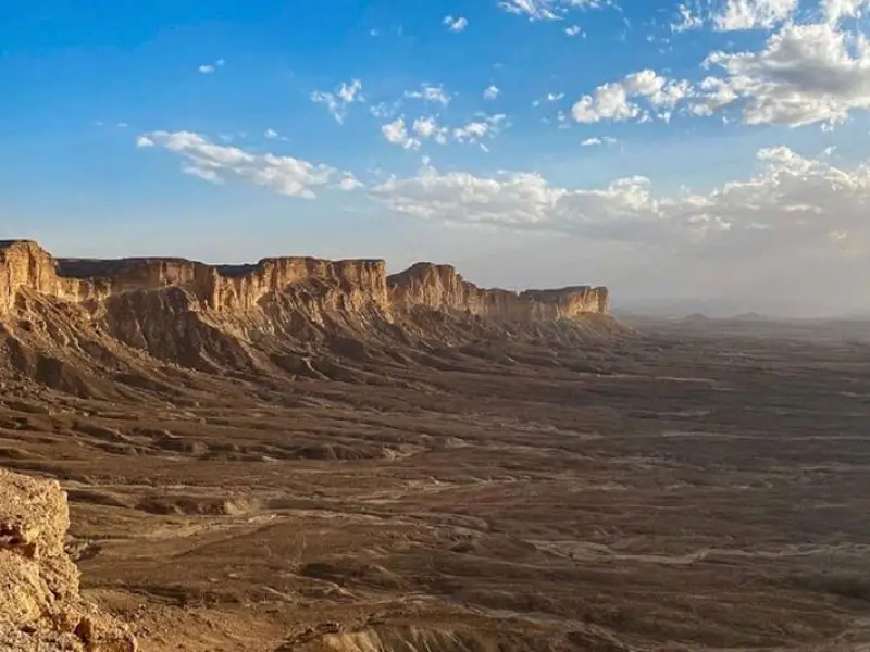 Second Edge of the World Tour from Riyadh