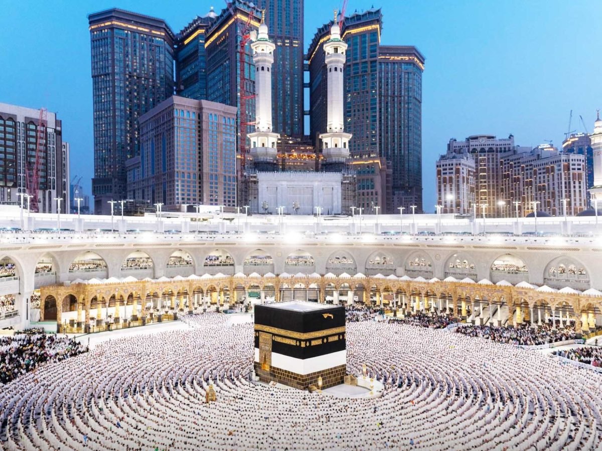 Luxury Umrah Stopover Package