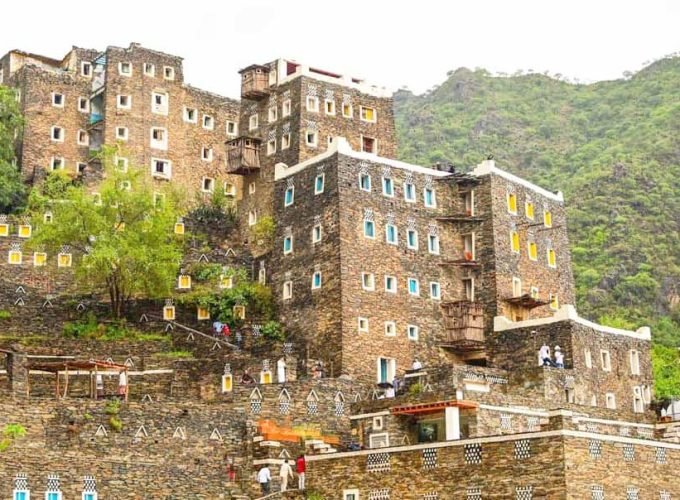 Rijal Almaa tour from Abha