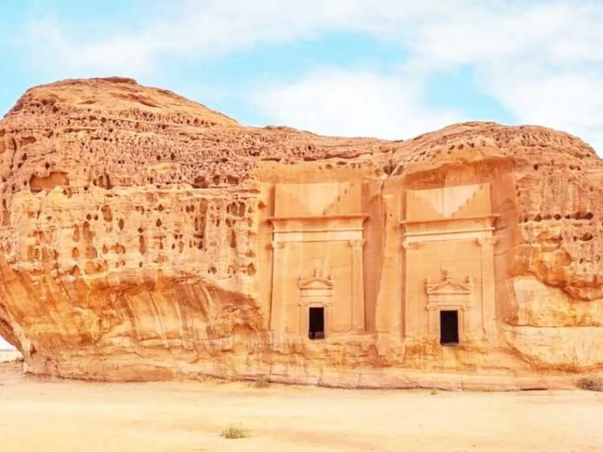 Alula Day Tours